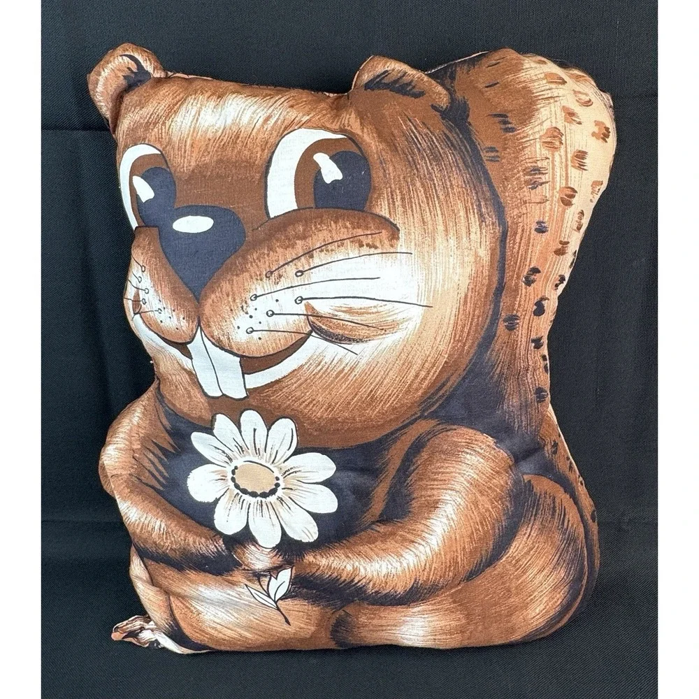Vintage Beaver With Daisy Shaped Novelty Throw Pillow Daisy 13